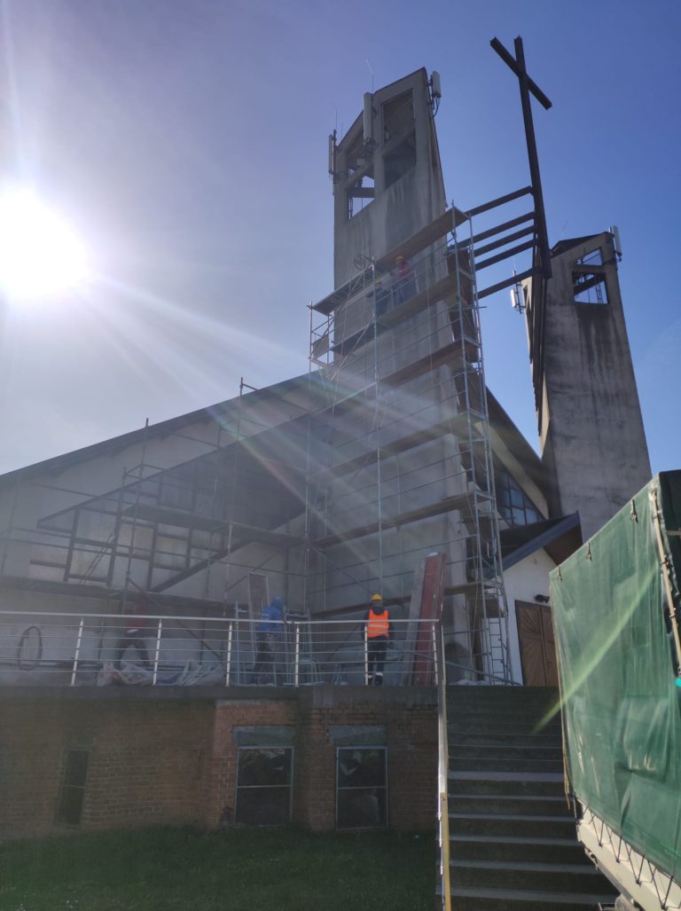 10 kwietnia rozpoczęcie remontu- Elewacji frontowej kościoła